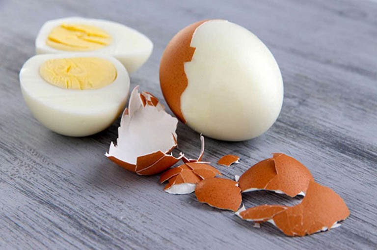 Lòng trắng trứng gà – Thực phẩm tốt cho người bị thận yếu