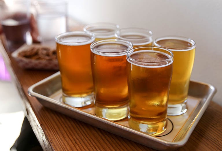 Rượu bia làm giảm chức năng thận và gan