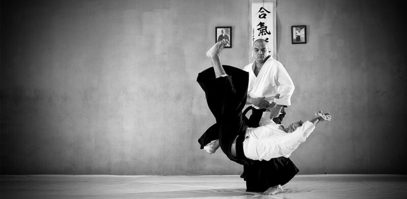 Aikido dựa vào những đường tấn công của đối thủ để đưa ra đòn phản kích