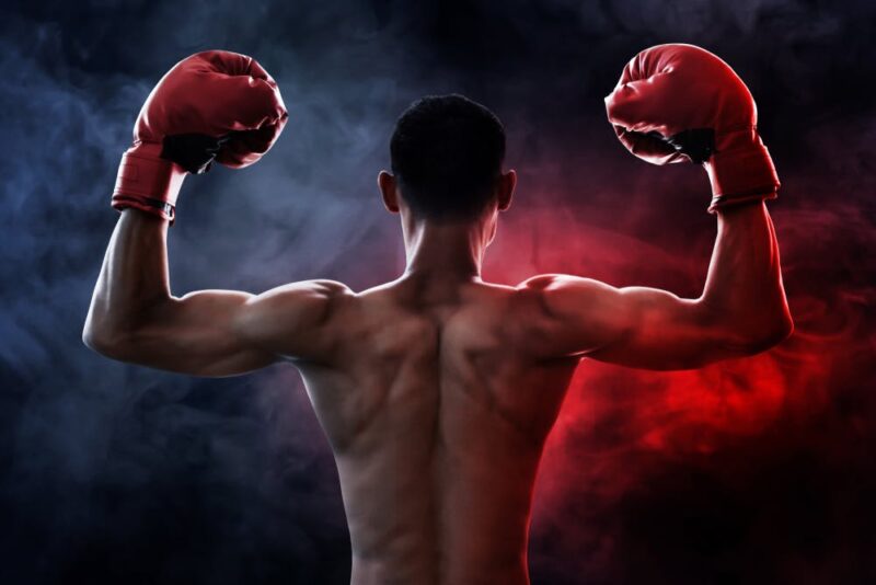 Kickboxing là sự kết hợp những động tác nhanh nhẹn của Muay Thai